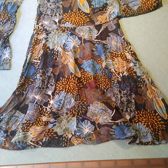 Floral print stretch dress - Picture 5 of 5